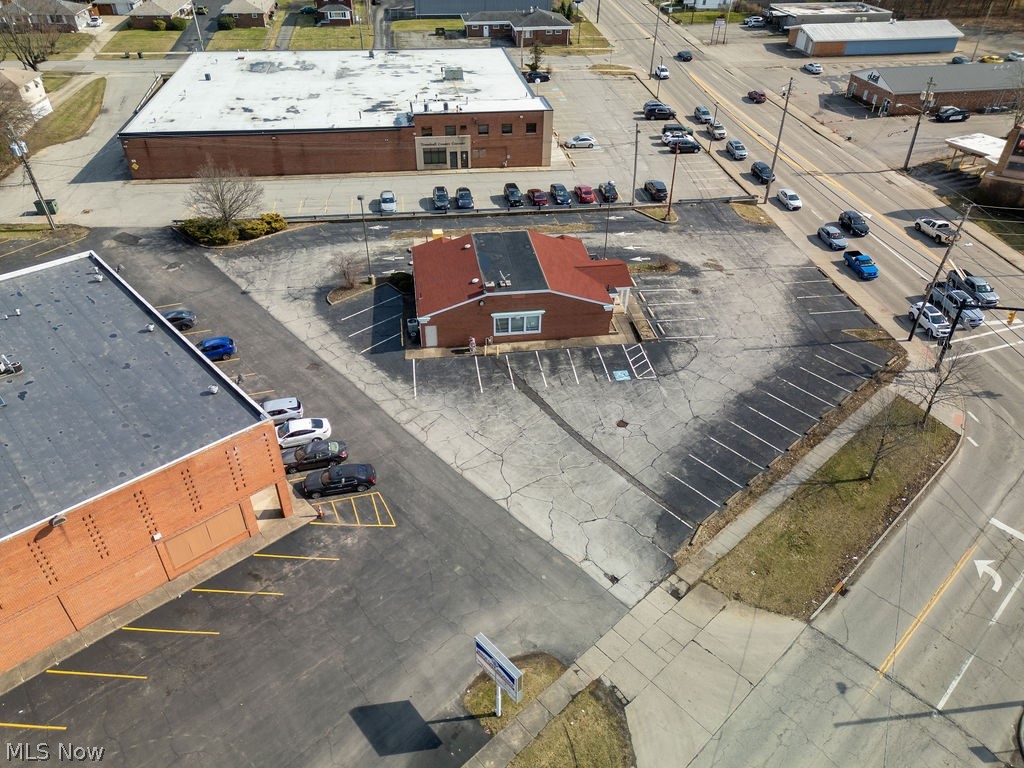 2911 Youngstown Road SE Warren OH 44484