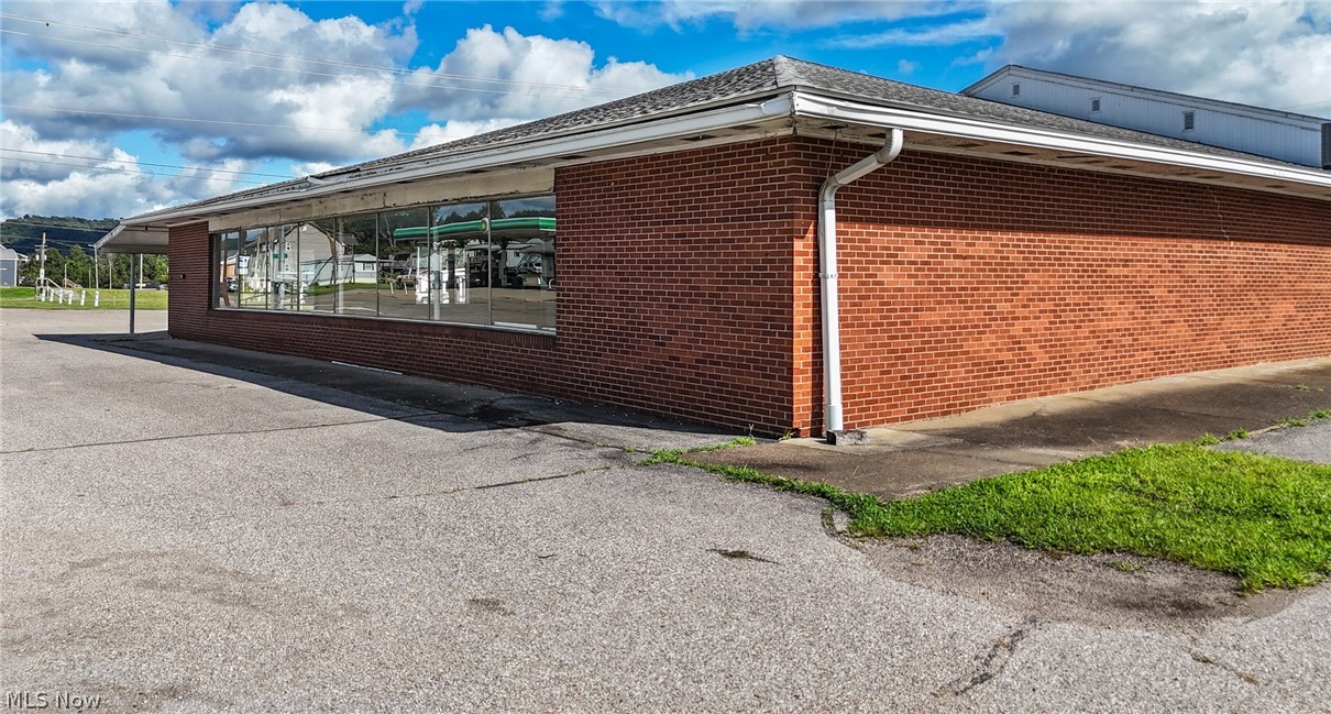 38140 State Route 7 Newport OH 45768