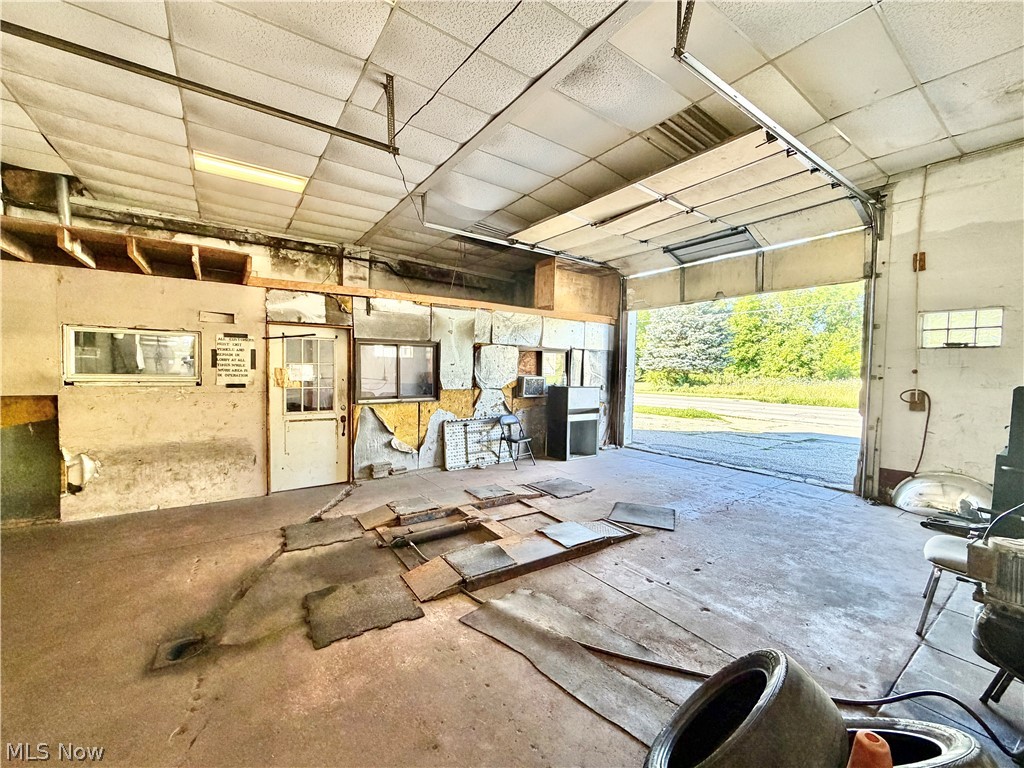 1566 Niles Road SE Warren OH 44484