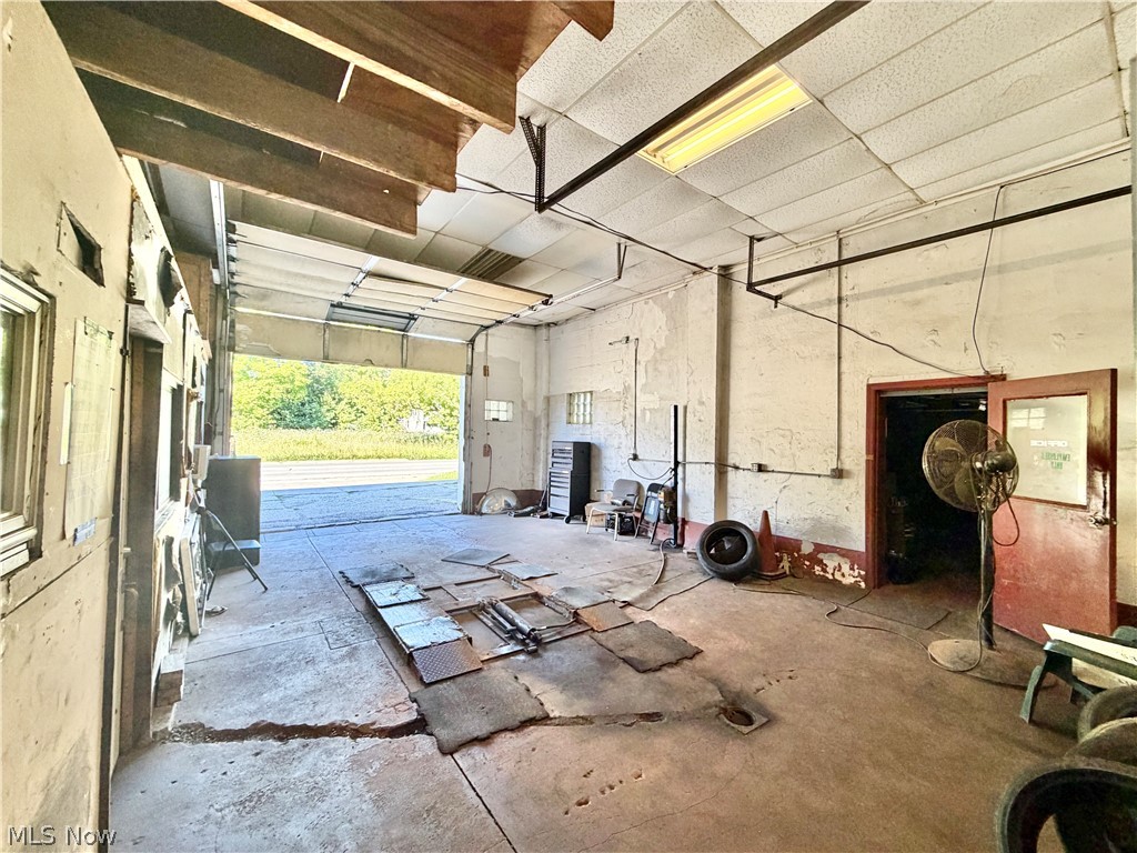 1566 Niles Road SE Warren OH 44484