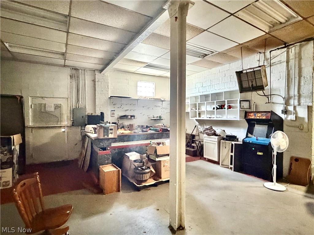 1566 Niles Road SE Warren OH 44484
