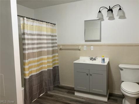 4636 Mahoning Avenue NW Warren OH 44483