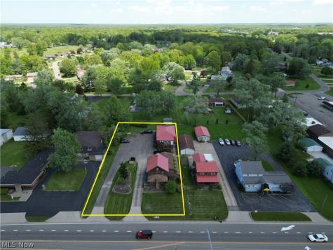 4636 Mahoning Avenue NW Warren OH 44483