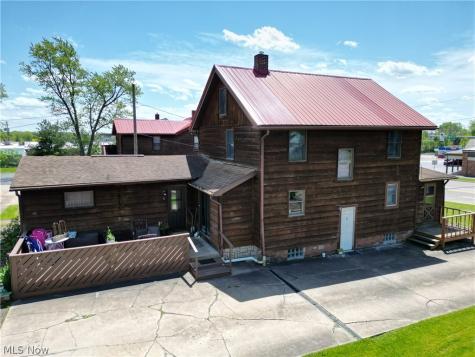 4636 Mahoning Avenue NW Warren OH 44483