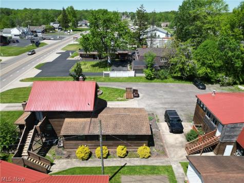 4636 Mahoning Avenue NW Warren OH 44483