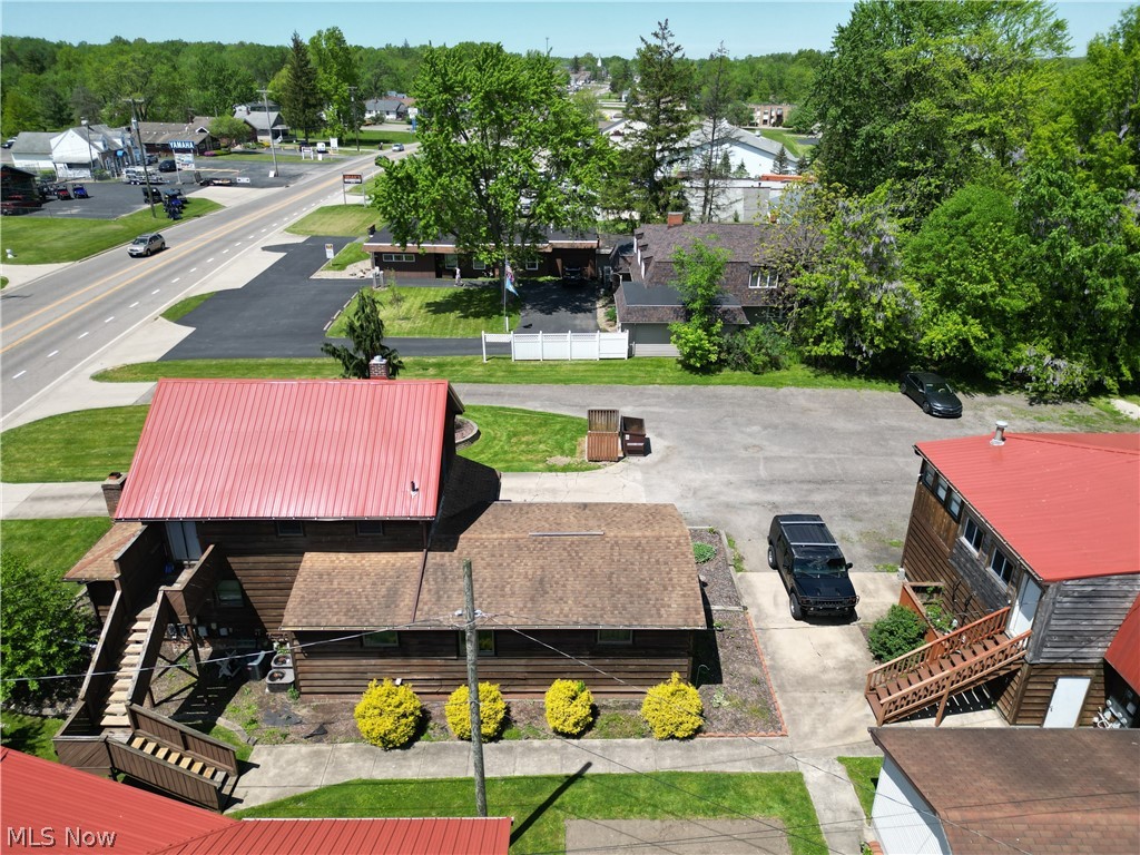 4636 Mahoning Avenue NW Warren OH 44483