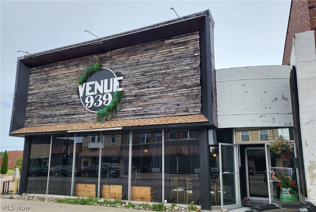 939 Broadway Lorain OH 44052
