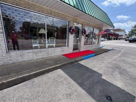 4527 Market Avenue Youngstown OH 44512