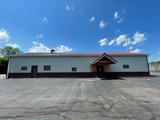 2660 Mahoning Avenue NW Warren OH 44483