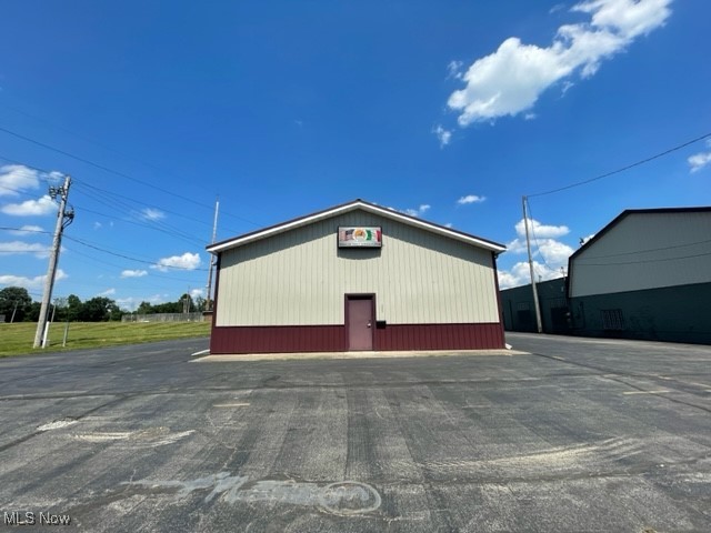 2660 Mahoning Avenue NW Warren OH 44483