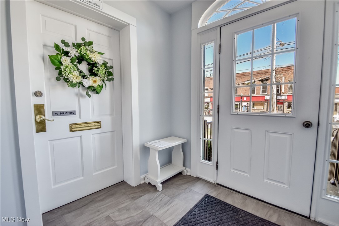 13-15 W Main Street Madison OH 44057