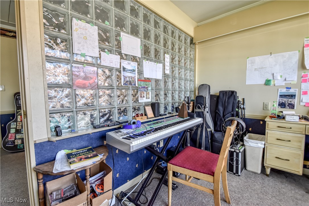 13-15 W Main Street Madison OH 44057