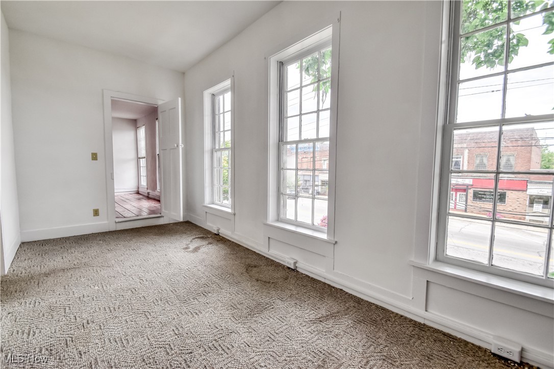 13-15 W Main Street Madison OH 44057