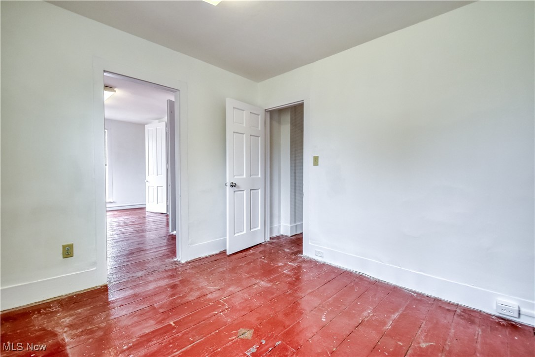 13-15 W Main Street Madison OH 44057