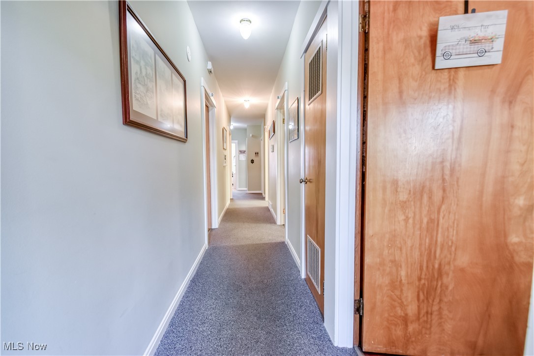 13-15 W Main Street Madison OH 44057