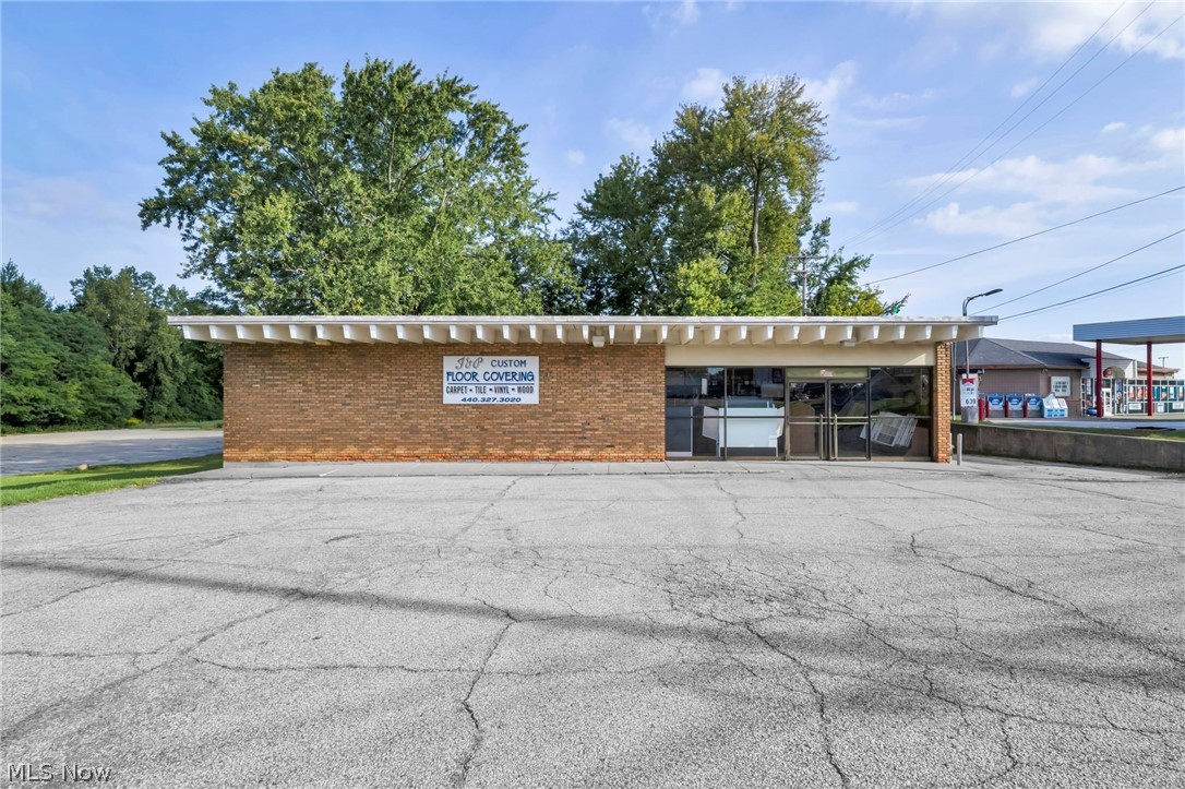 35070 Center Ridge North Ridgeville OH 44039