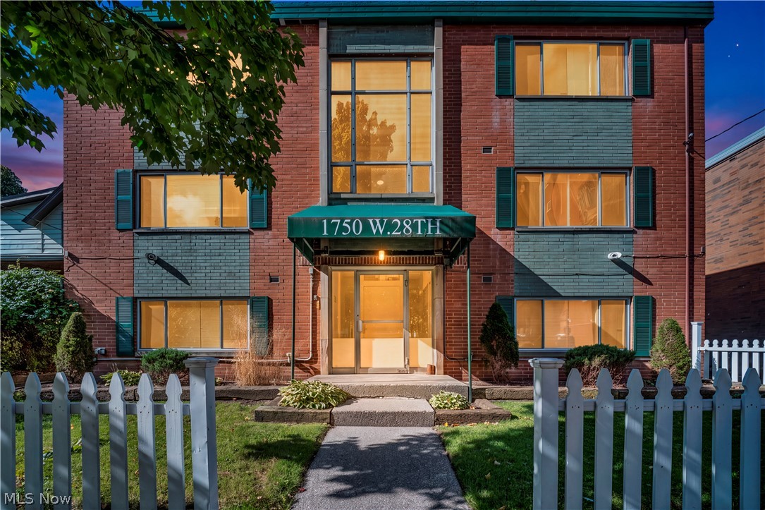 1734-1750 W 28th Street Cleveland OH 44113