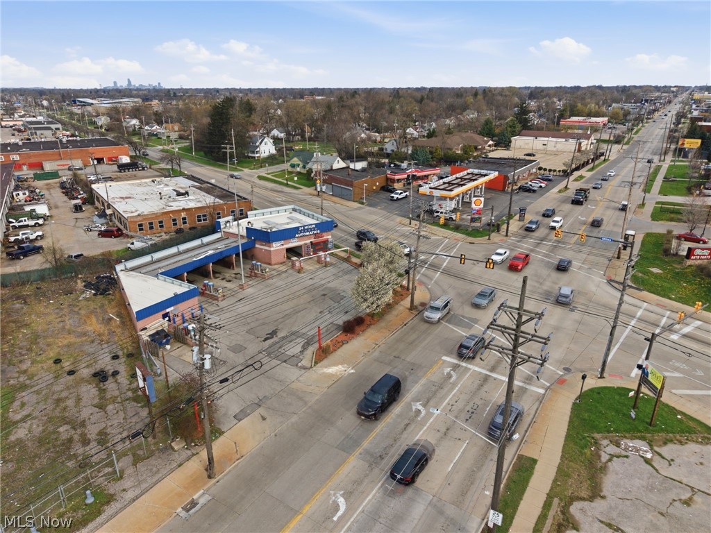 16436 Miles Avenue Cleveland OH 44128