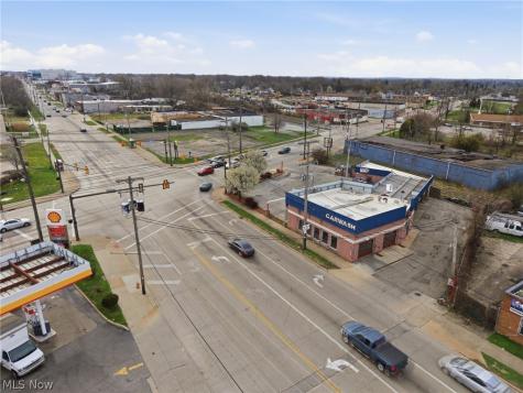 16436 Miles Avenue Cleveland OH 44128