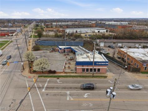 16436 Miles Avenue Cleveland OH 44128