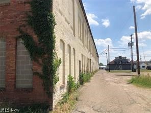 1148 Walnut Street Coshocton OH 43812