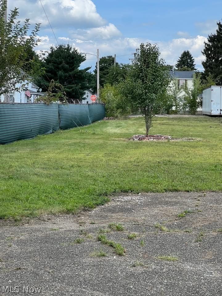 1148 Walnut Street Coshocton OH 43812