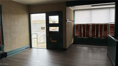 139 N Walnut Street East Palestine OH 44413