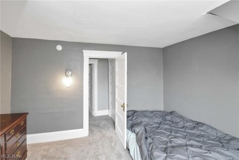 3812 Mapledale Avenue Cleveland OH 44109