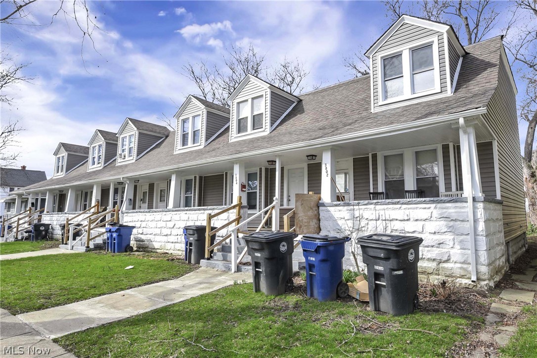 3812 Mapledale Avenue Cleveland OH 44109