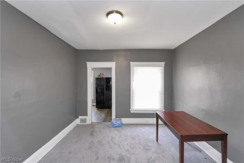 3812 Mapledale Avenue Cleveland OH 44109