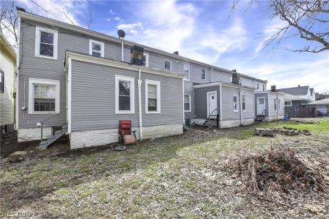 3812 Mapledale Avenue Cleveland OH 44109
