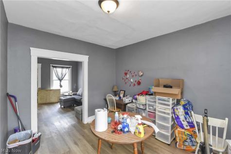 3812 Mapledale Avenue Cleveland OH 44109