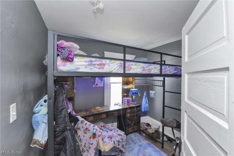 3812 Mapledale Avenue Cleveland OH 44109