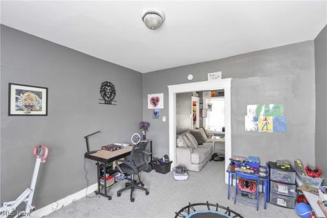 3812 Mapledale Avenue Cleveland OH 44109
