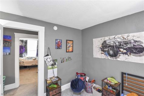 3812 Mapledale Avenue Cleveland OH 44109