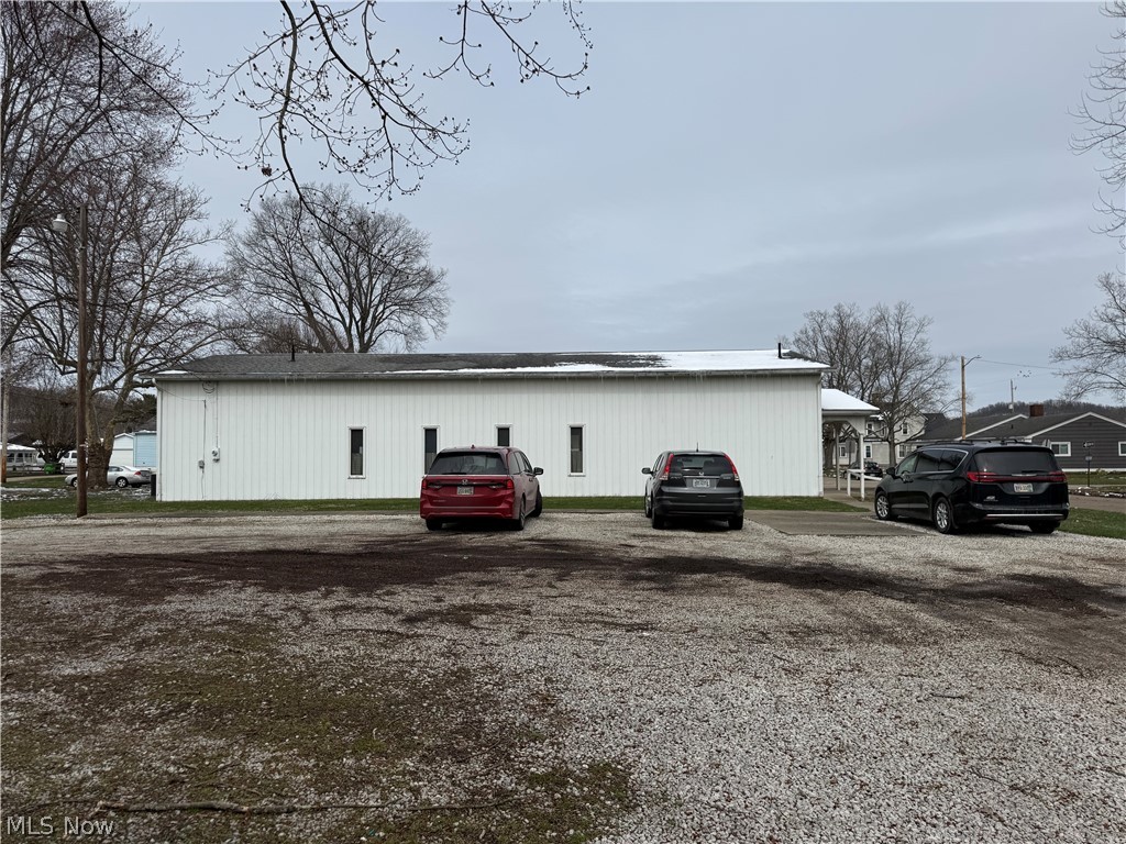 638 Parrish Street Uhrichsville OH 44683