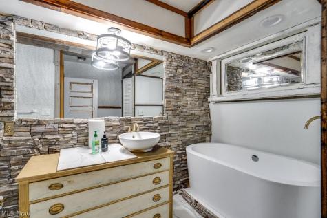 4559 Van Epps Road Brooklyn Heights OH 44131