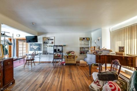 4559 Van Epps Road Brooklyn Heights OH 44131