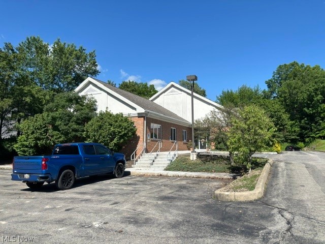 260 Niles Cortland Road NE Warren OH 44484