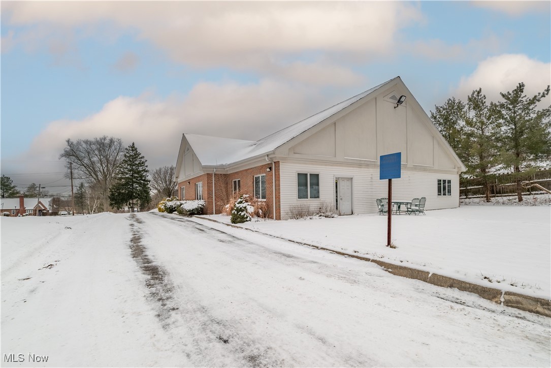 260 Niles Cortland Road NE Warren OH 44484