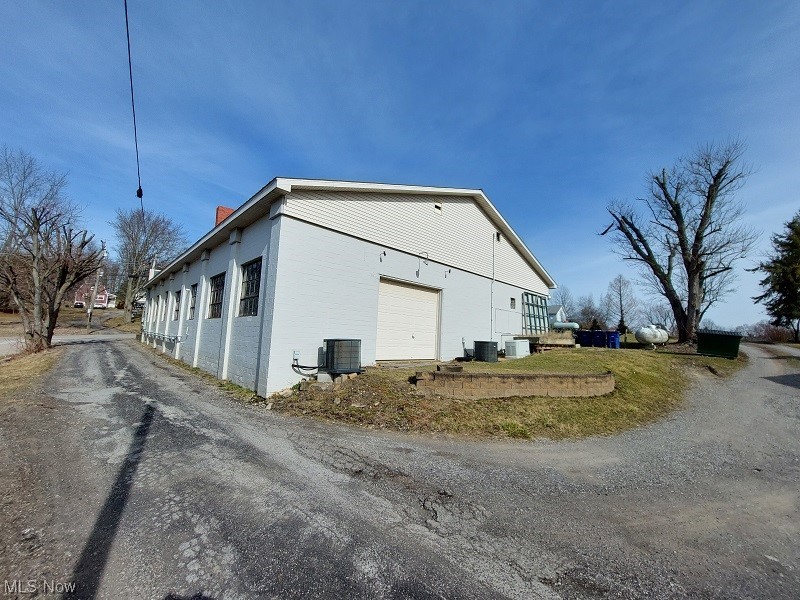 8306 State Route 43 Richmond OH 43944