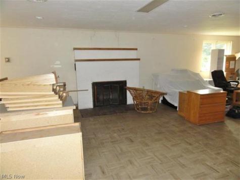 474 E Main Street Brewster OH 44613