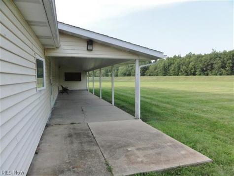 474 E Main Street Brewster OH 44613