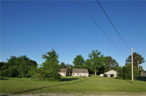 474 E Main Street Brewster OH 44613