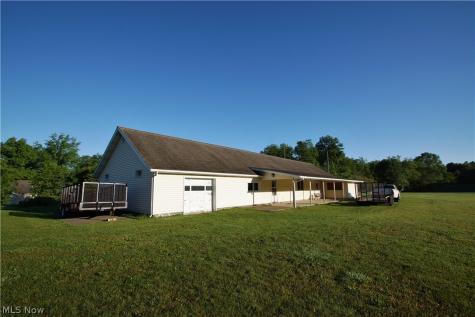 474 E Main Street Brewster OH 44613