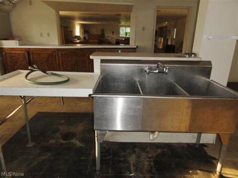 474 E Main Street Brewster OH 44613