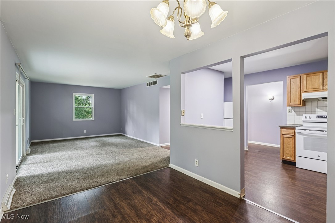 1500-1525 Stewart Circle NW Warren OH 44485