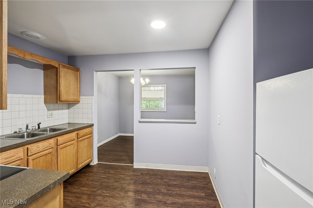 1500-1525 Stewart Circle NW Warren OH 44485
