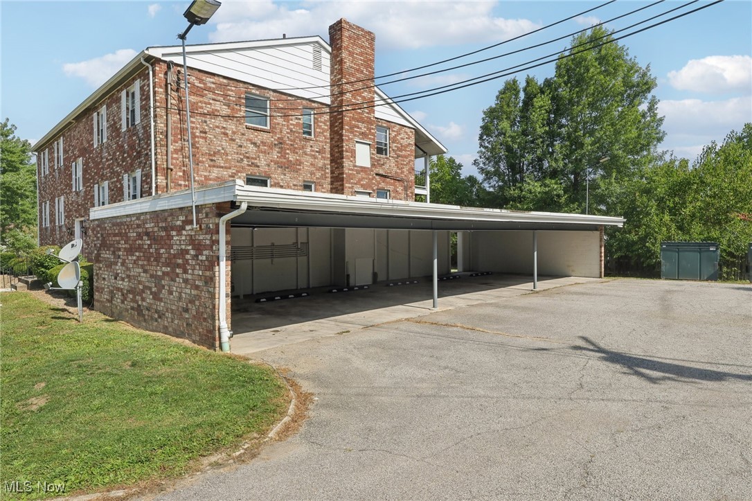 1500-1525 Stewart Circle NW Warren OH 44485