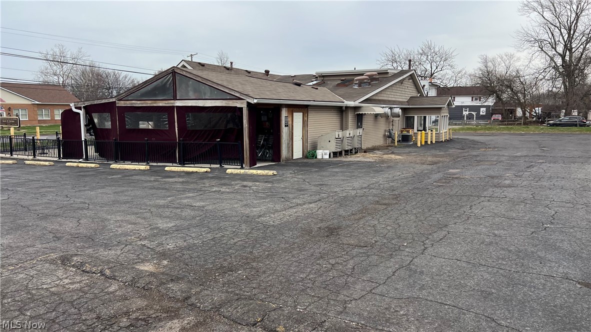 41573 N Ridge Road Elyria OH 44035